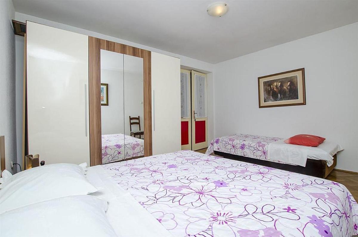Apartments By The Sea Baska Voda, Makarska - 12714 Eksteriør bilde